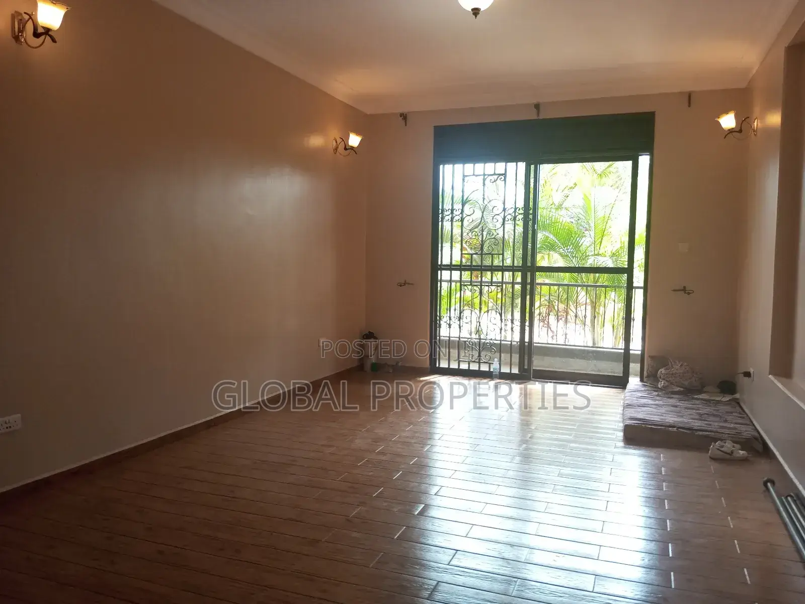 3bdrm Bungalow in Mbalwa Estate, Central Division for rent