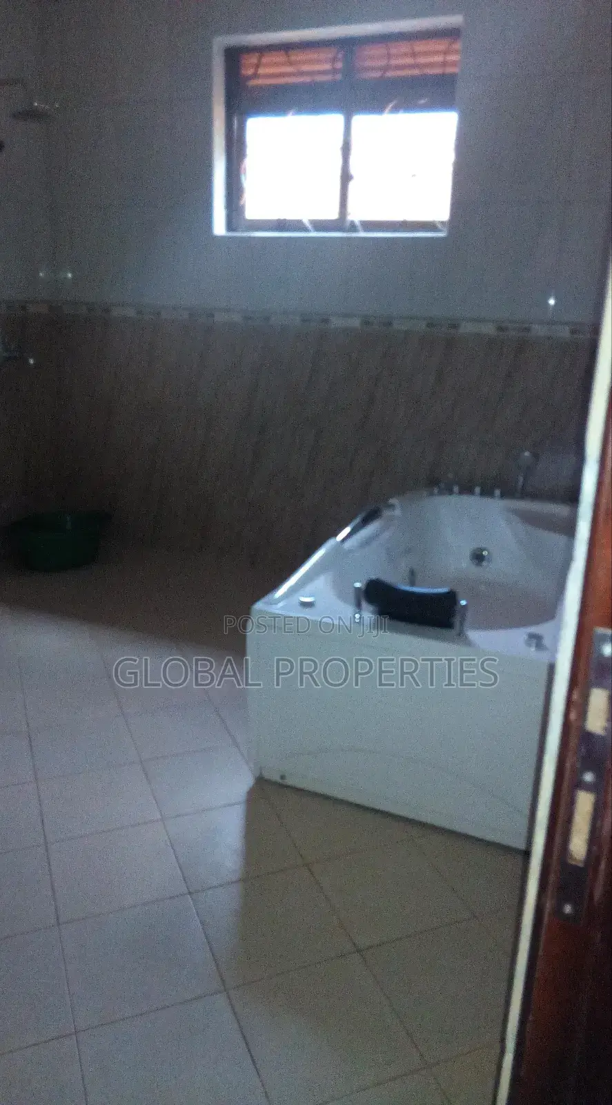 4bdrm Bungalow in Naalya, Central Division for rent