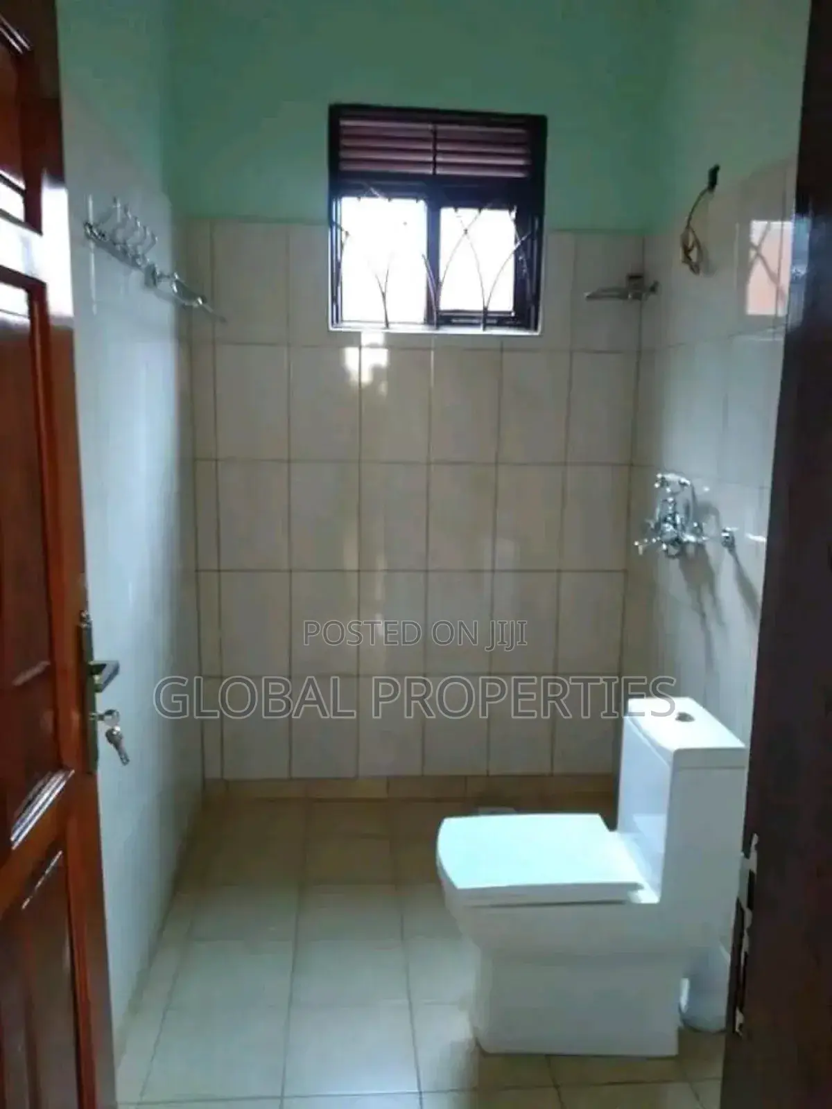 2bdrm Bungalow in Nsawo Estate, Central Division for rent
