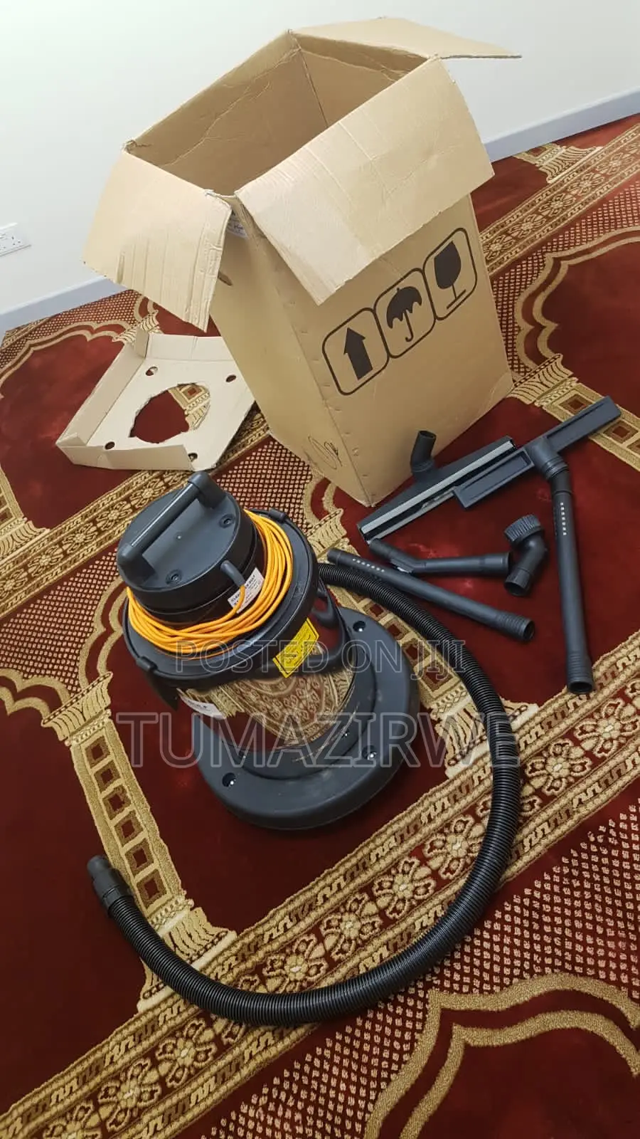 Vacuum Cleaner Wet and Dry ISSA 515