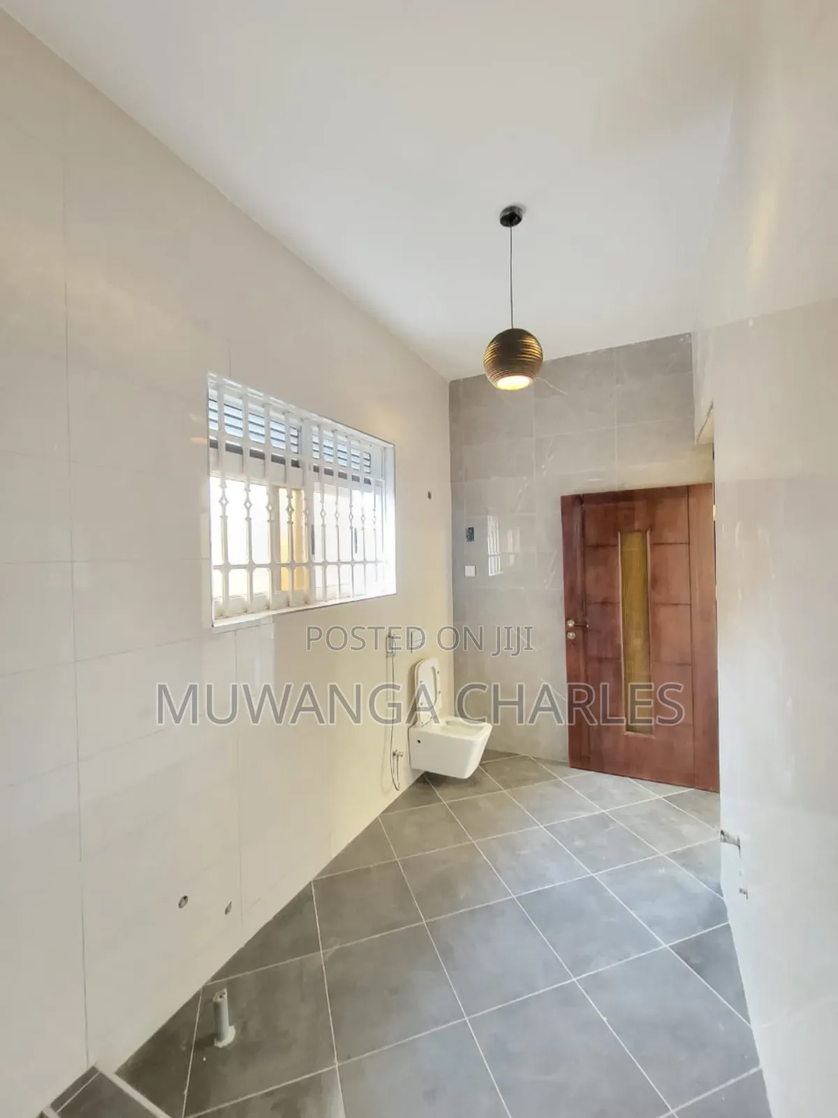 5bdrm Duplex in Fs Properties Ltd, Kira for sale