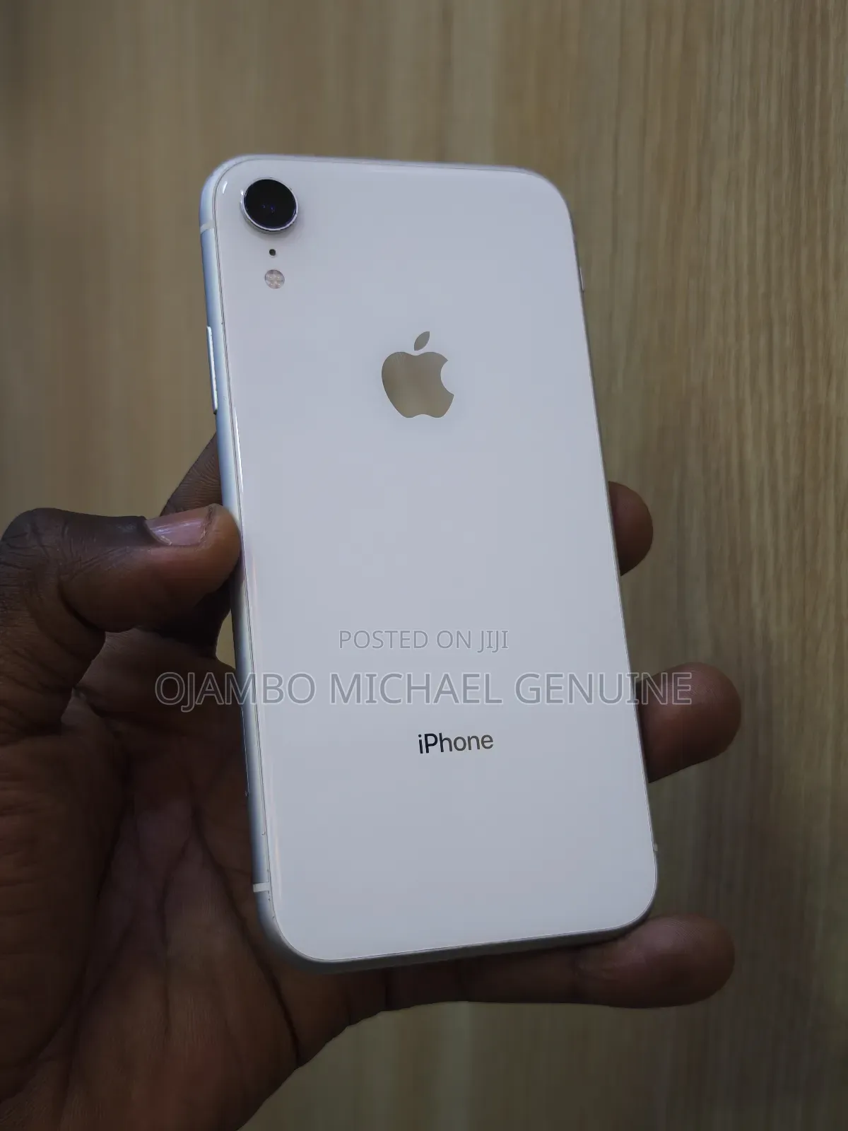 Apple iPhone XR 128 GB White