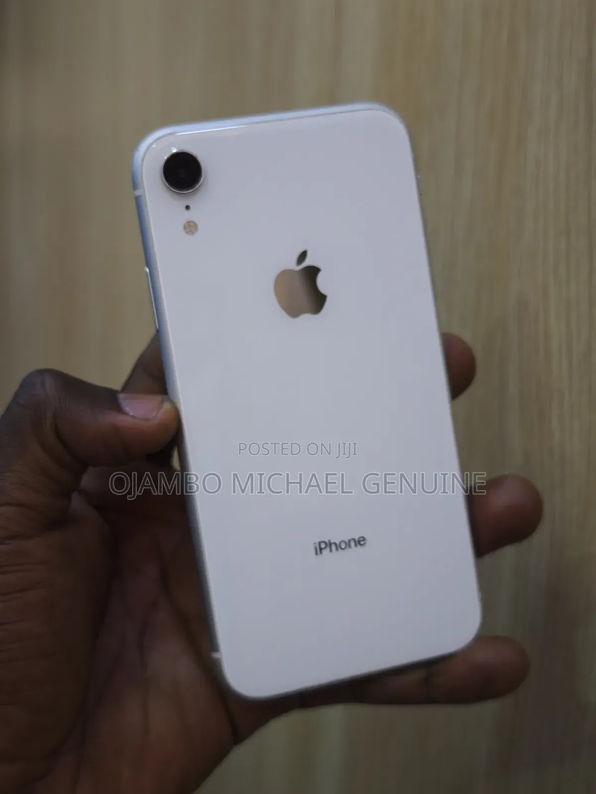 Apple iPhone XR 128 GB White