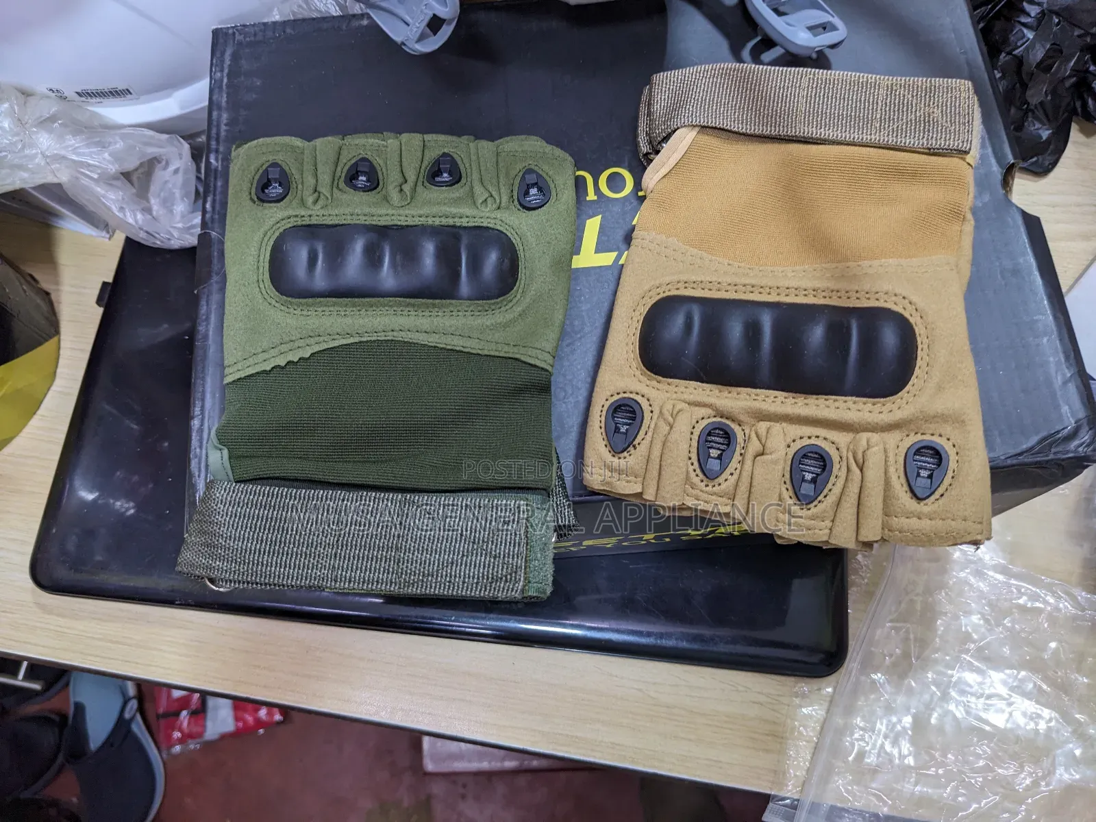 Half Gloves