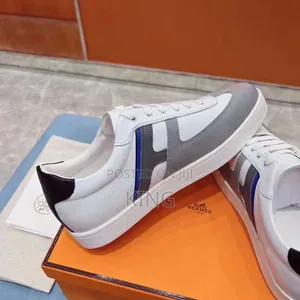 Boomerang Sneaker Hermès