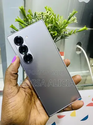 Samsung Galaxy Z Fold6 512 GB Gray
