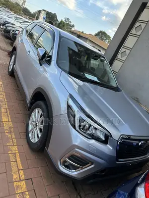 Subaru Forester 2019 Silver
