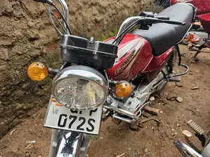 Bajaj Boxer 2022 Red