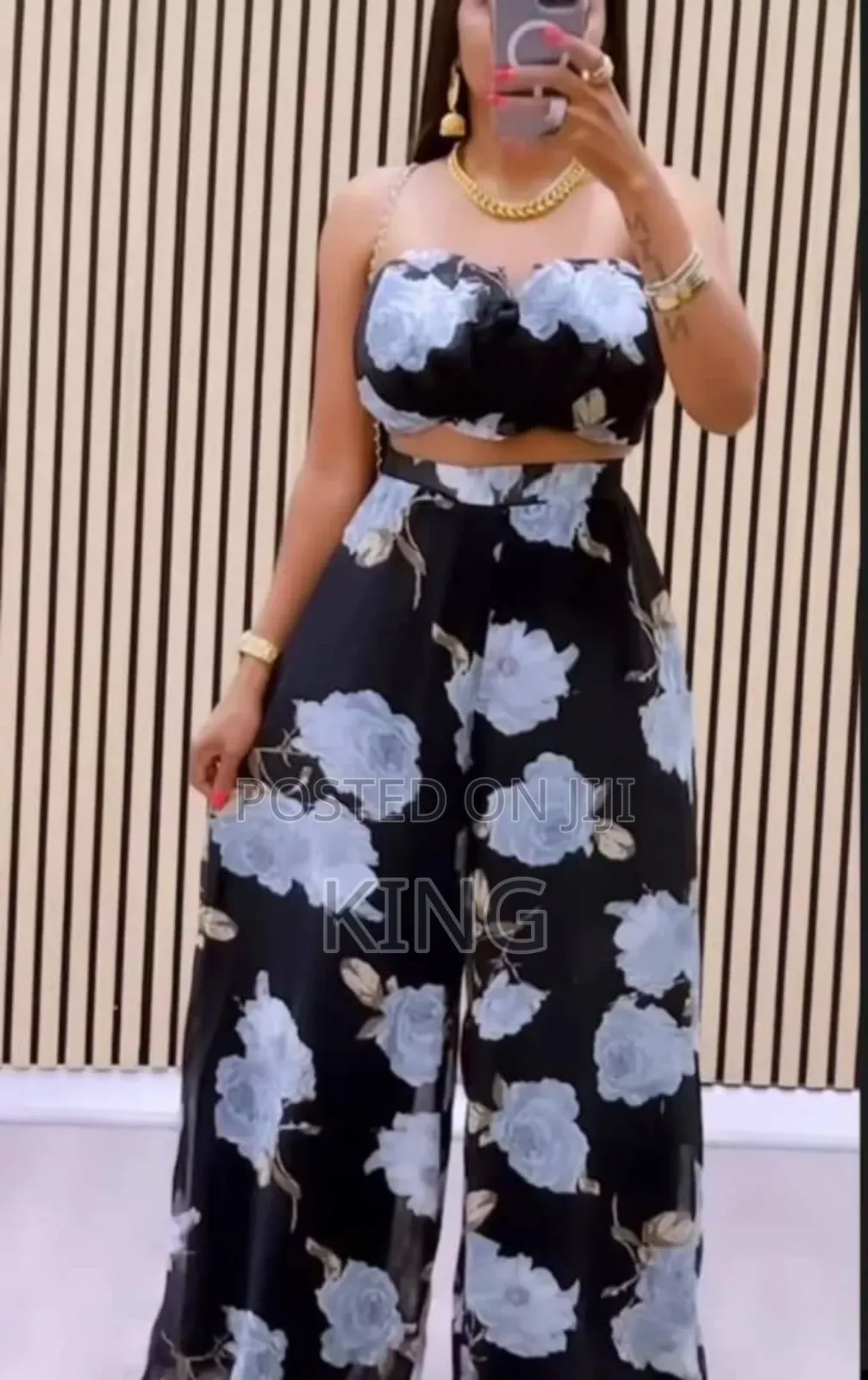 Alpha Luxe Star Ladies Wear