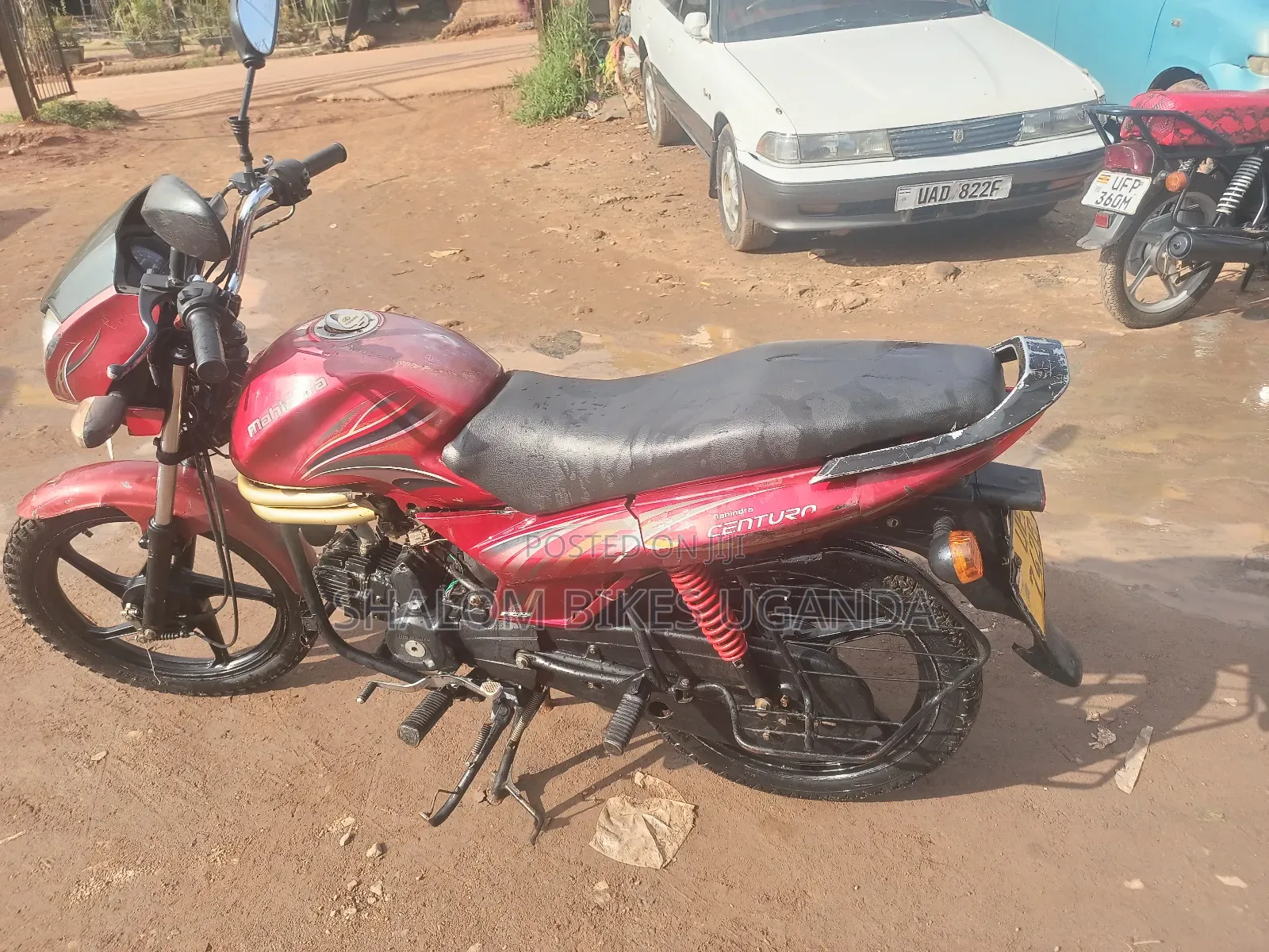 Mahindra Centuro 2017 Red