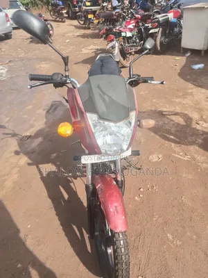Mahindra Centuro 2017 Red