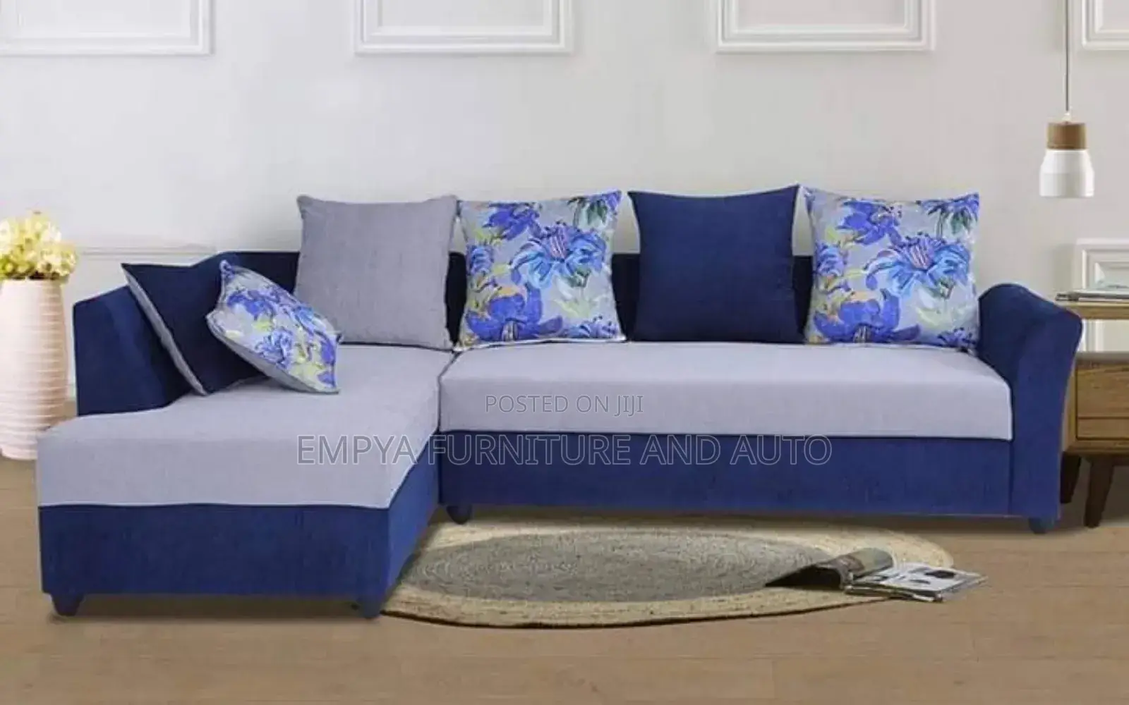 Sofa Blue and Gra