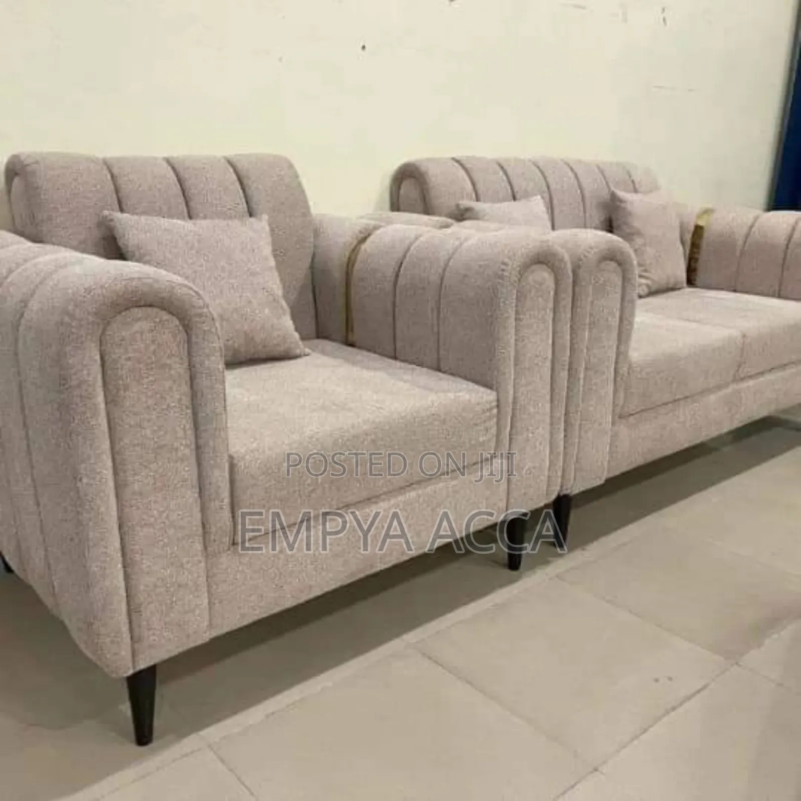 Sofa Liness