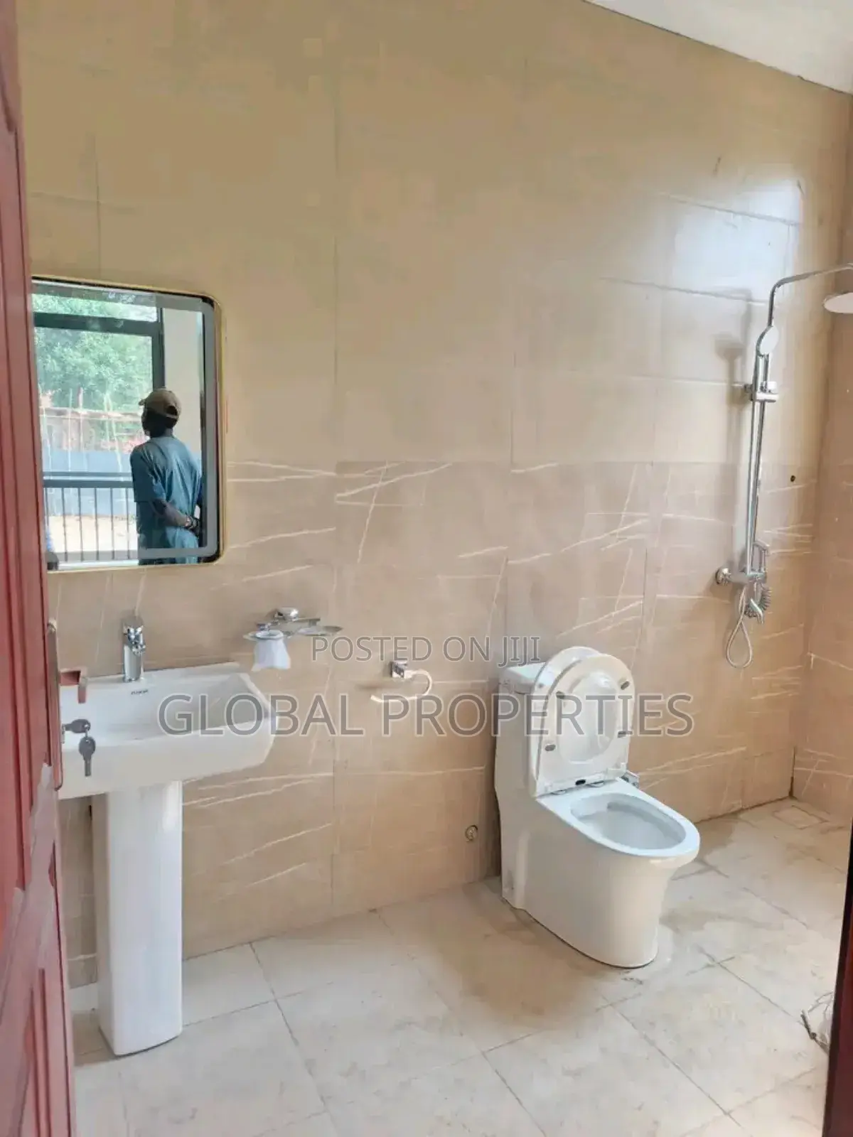 3bdrm Duplex in Kireka Namugongo Rd, Central Division for rent