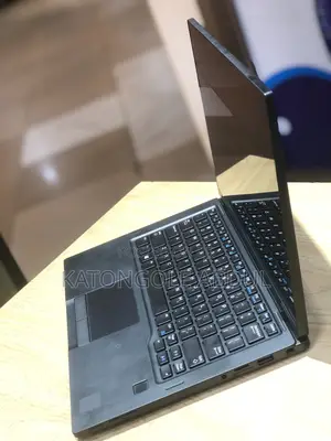 New Laptop Dell Latitude 7390 8GB Intel Core I5 SSD 256GB