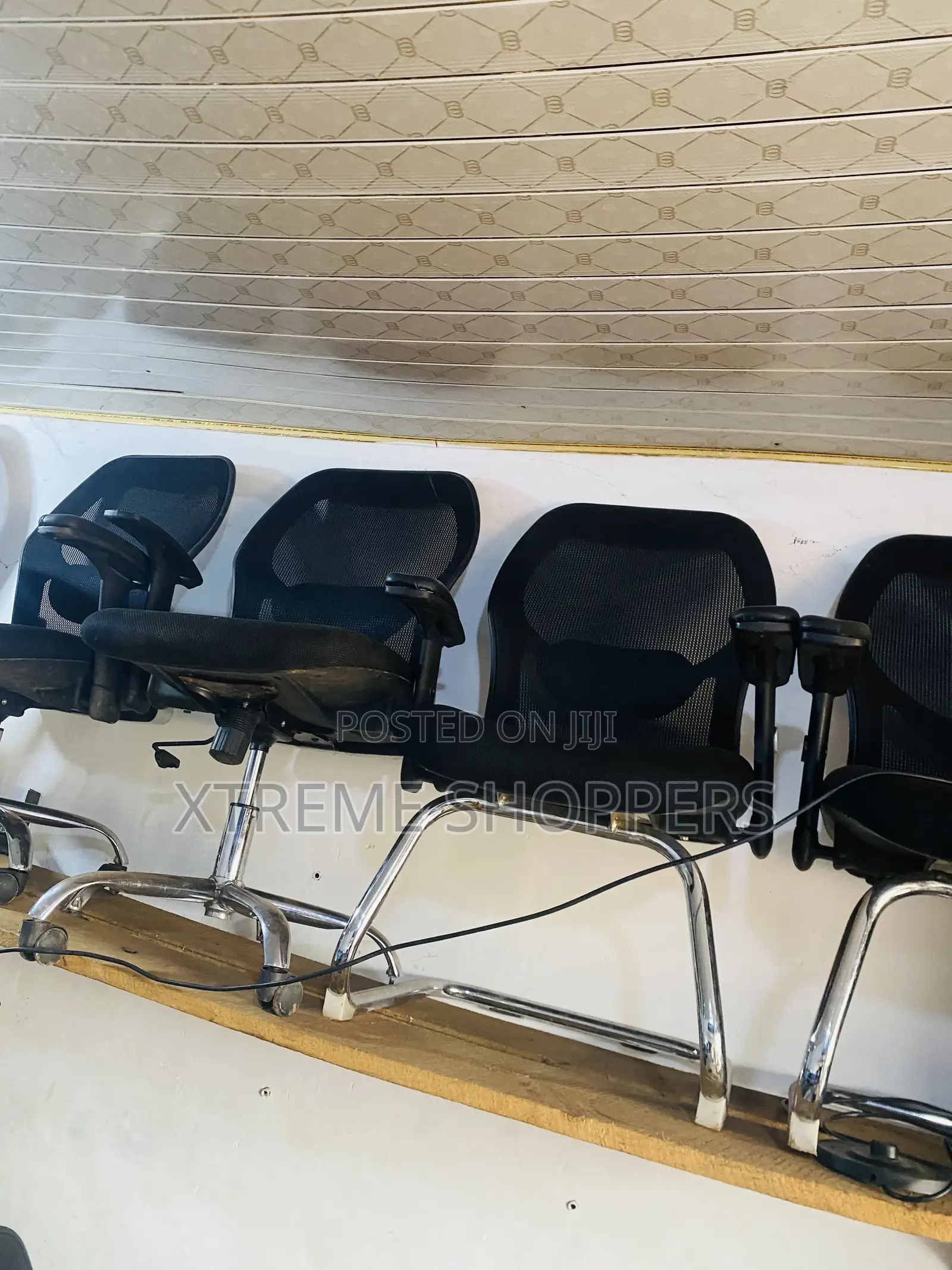 Office Chairs / Chief Seaters