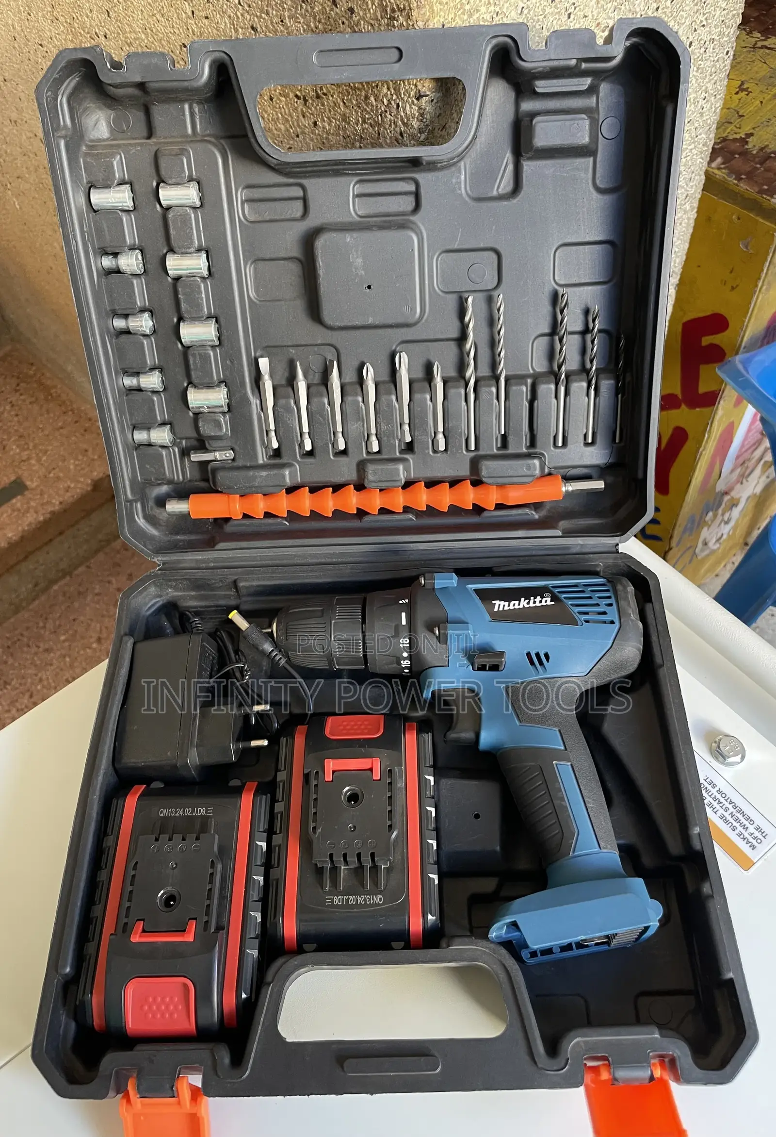 21v Drill(Makita)