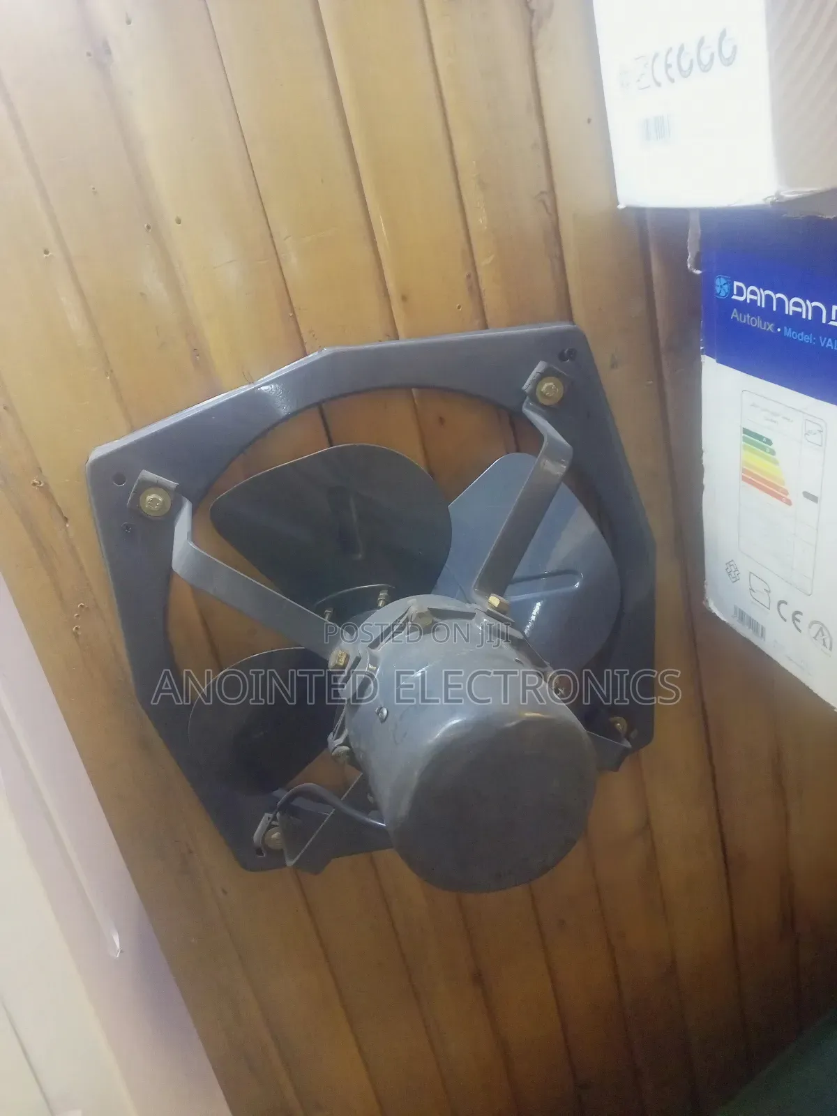 Exhust Wall Fan Heavy Duty 12"