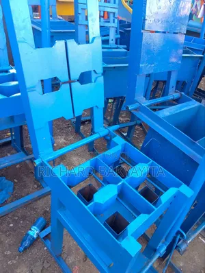 Paver Making Machine for Four Pavers