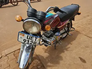 Bajaj Boxer 2018 Red