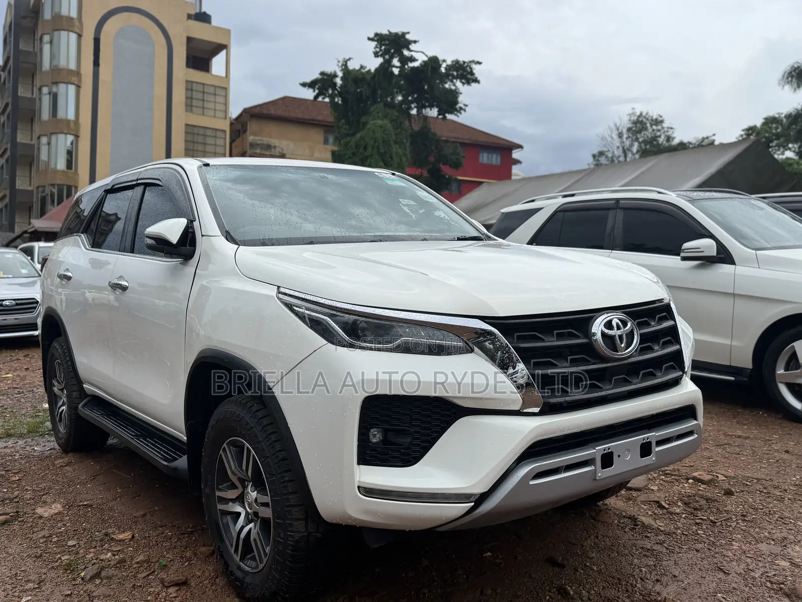 Toyota Fortuner 2018 White