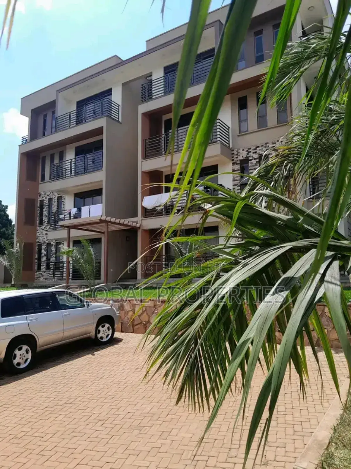 2bdrm Apartment in Kyambongo Rd, Central Division for rent