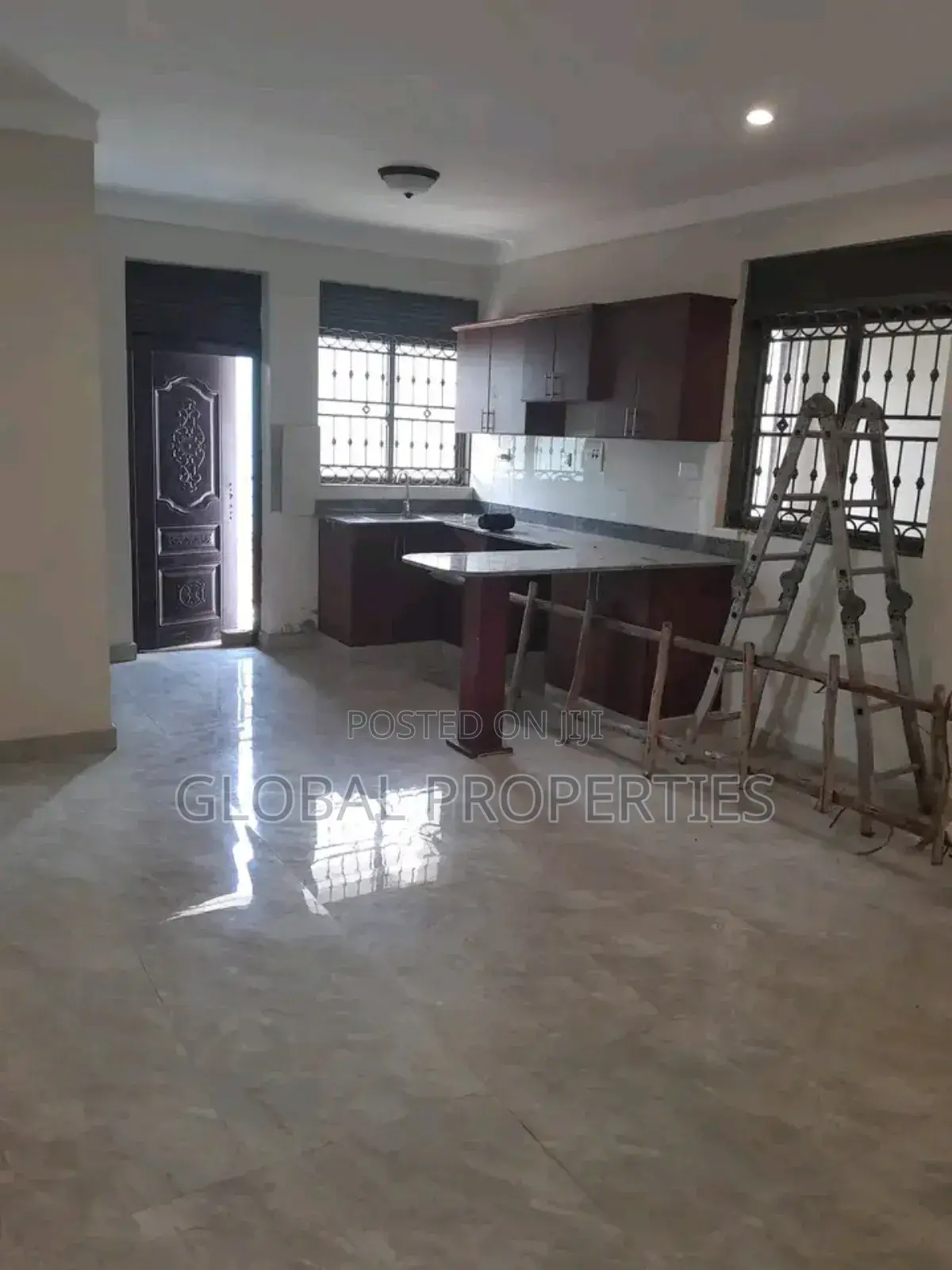 2bdrm Apartment in Kyambongo Rd, Central Division for rent