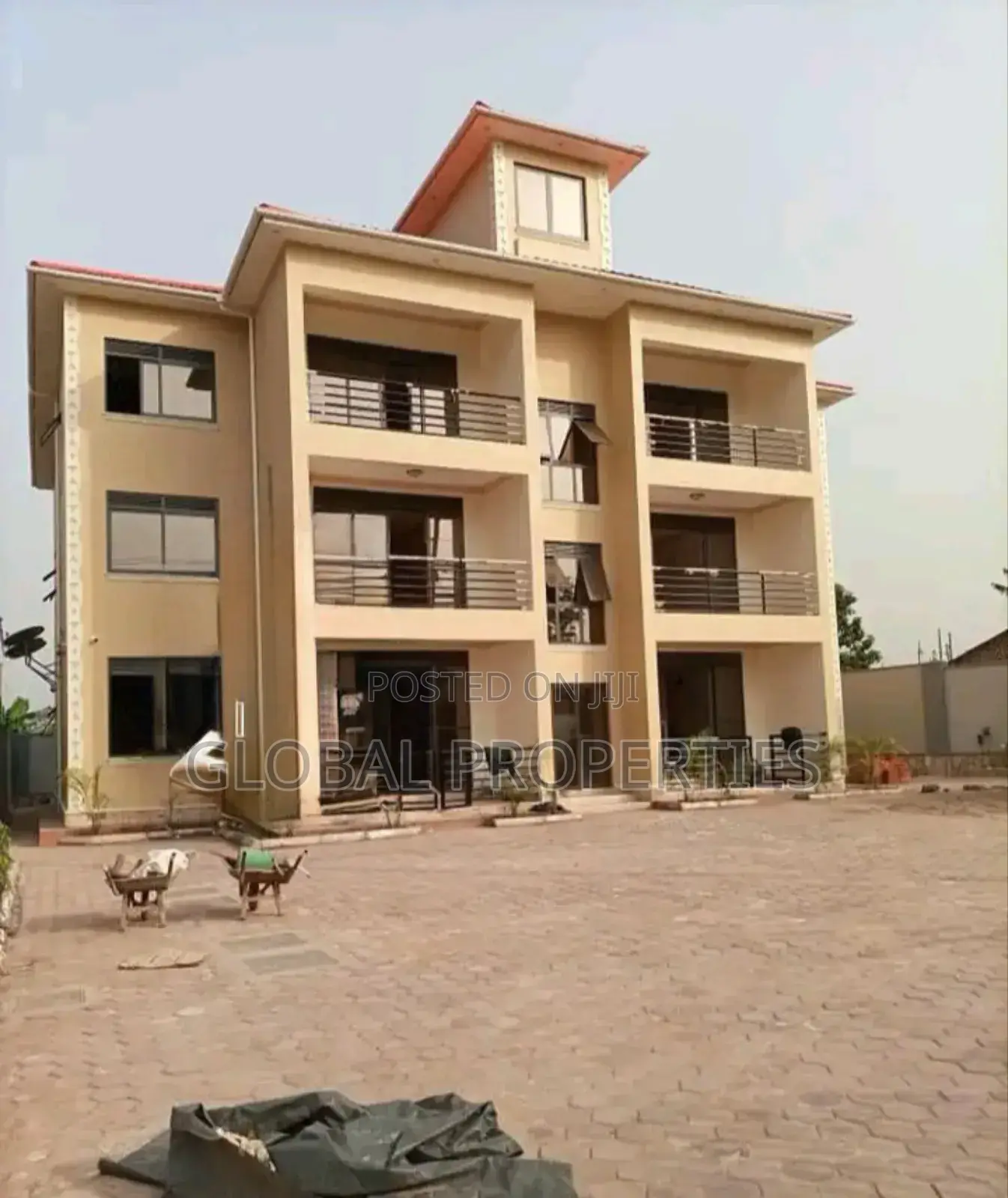 2bdrm Apartment in Naalya Kyambongo Rd, Central Division for rent