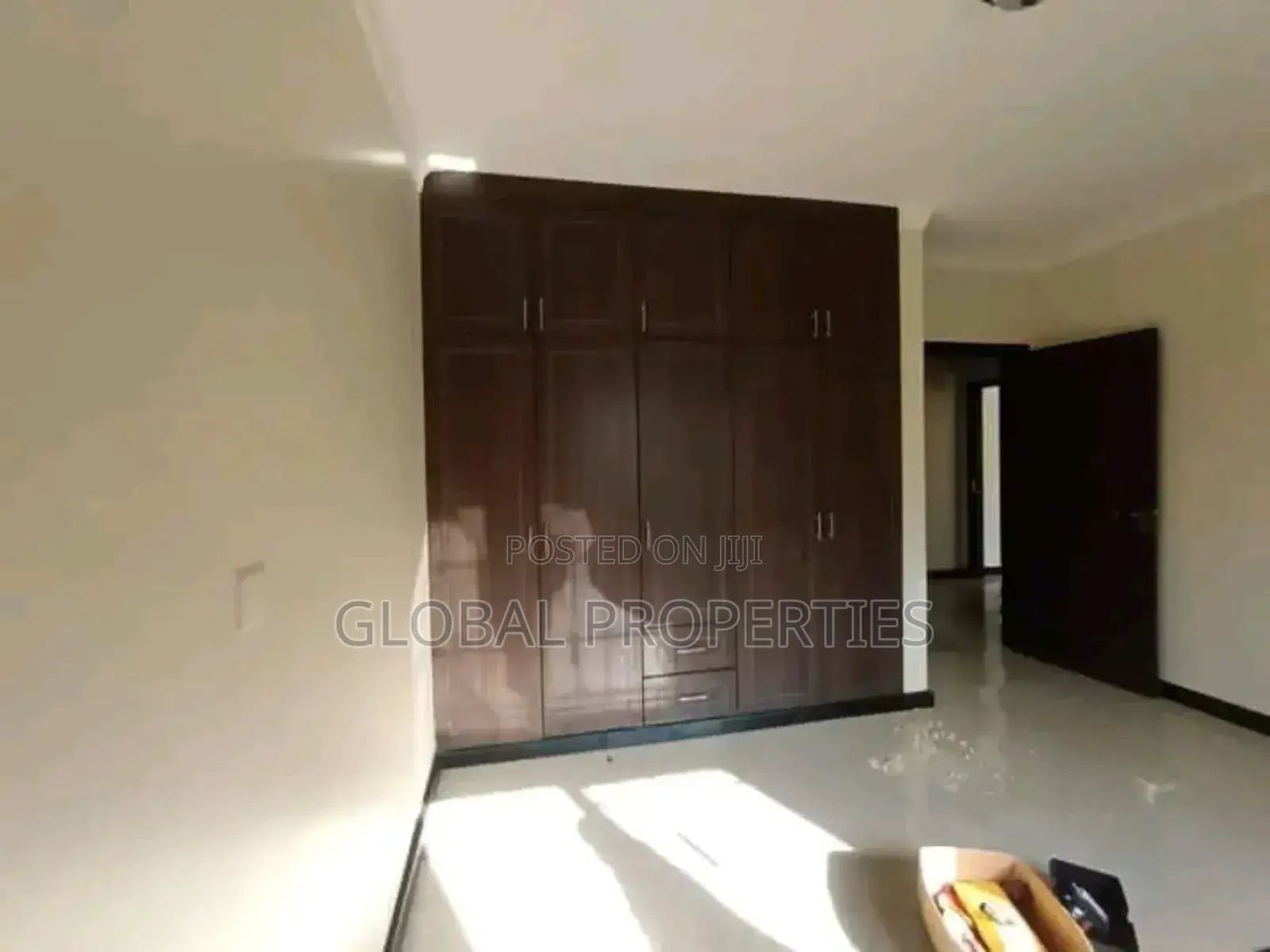 2bdrm Apartment in Naalya Kyambongo Rd, Central Division for rent