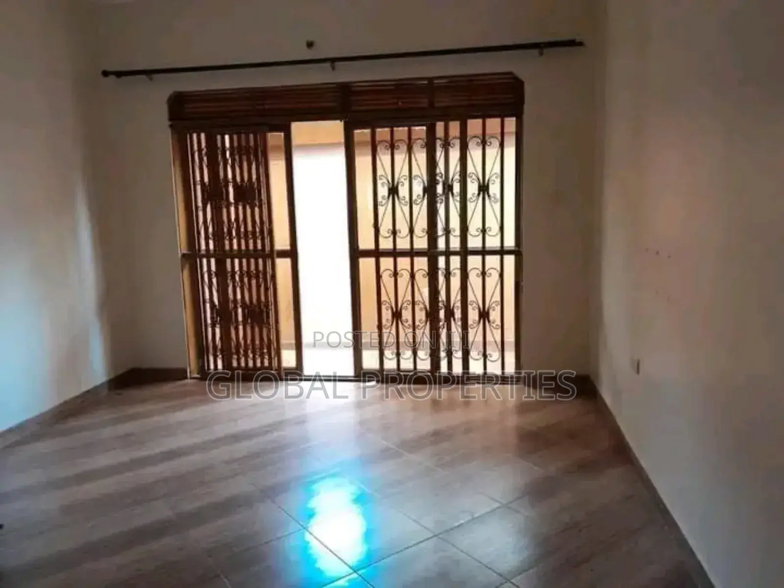 2bdrm Apartment in Naalya Kyambongo Rd, Central Division for rent