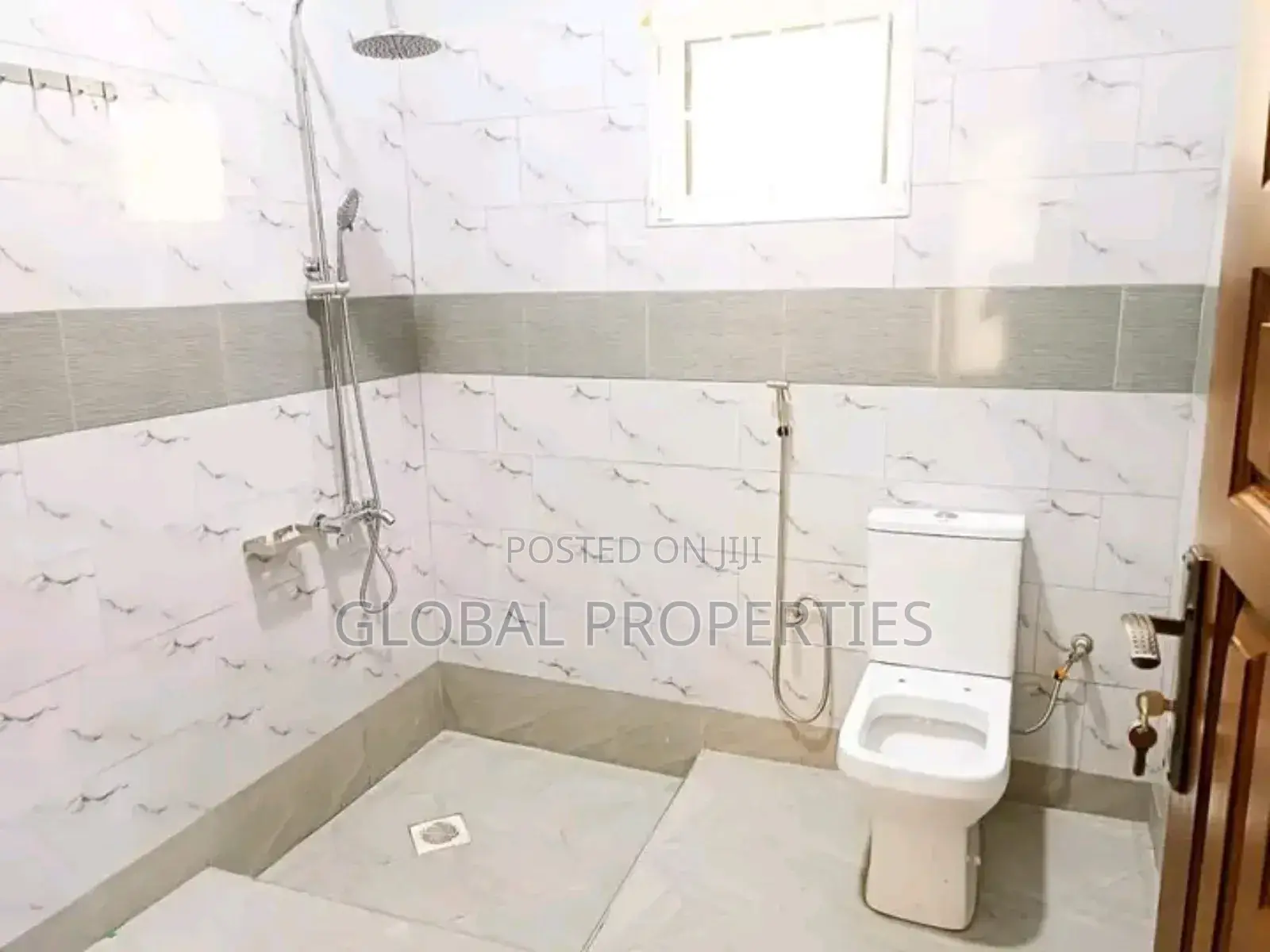 2bdrm Apartment in Naalya Kyambongo Rd, Central Division for rent