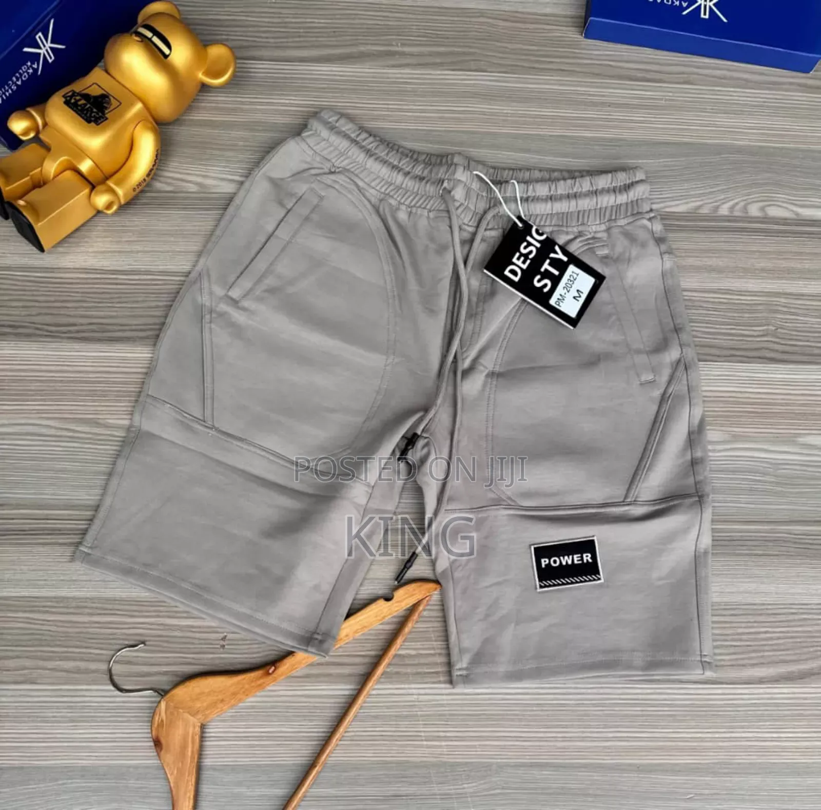 Great Metro Icons Shorts