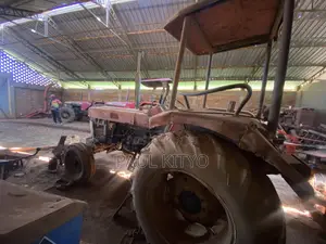 Case International 745 Tractor