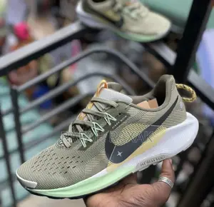 Original Olive Green Nike Pegasus Trail 5 Running Sneakers