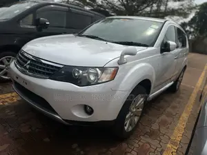 Mitsubishi Outlander 2.4 2009 White