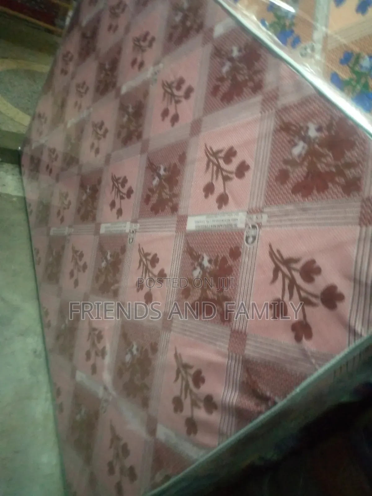 Tape Edge Rose Foam 6*5*6. Inches