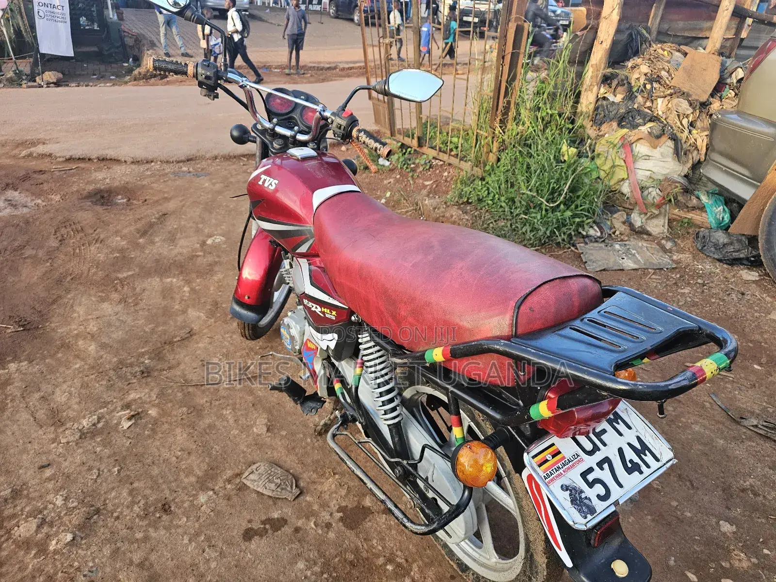 TVS HLX 125 2022 Red