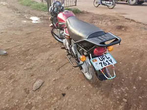 TVS HLX 125 2022 Red