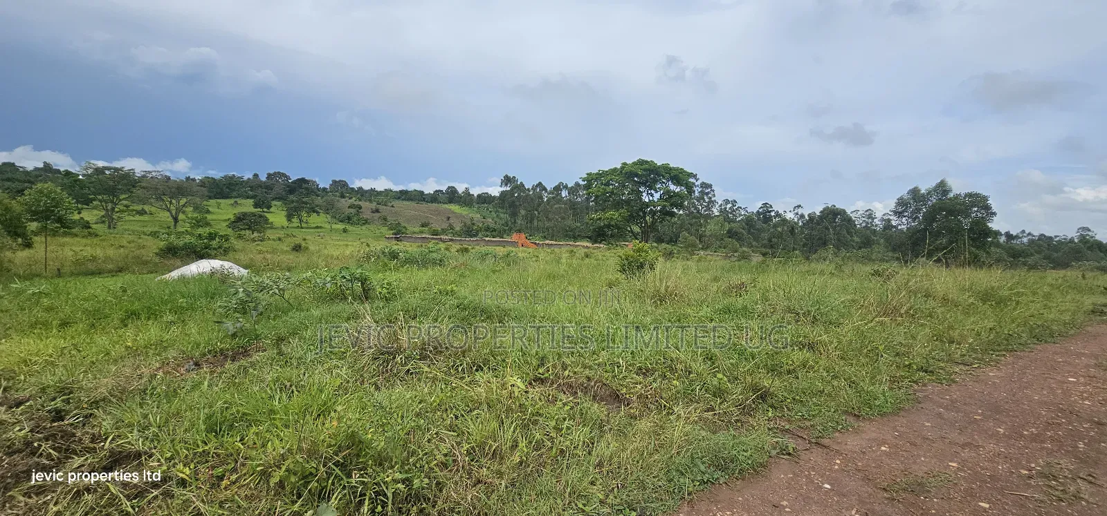 Wakiso - Namayumba Plots for Sale 100 MTRS Off Tarmac