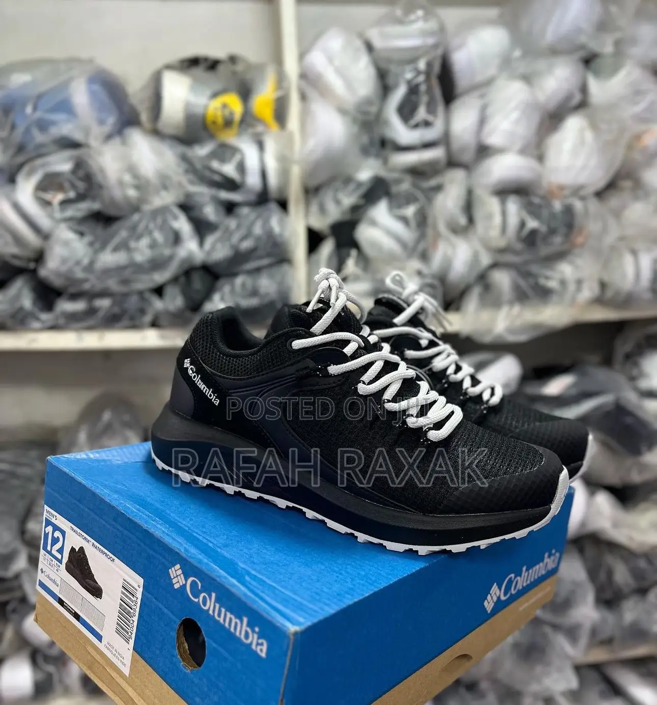 Black/White Columbia Trailstorm Waterproof Hiking Sneakers