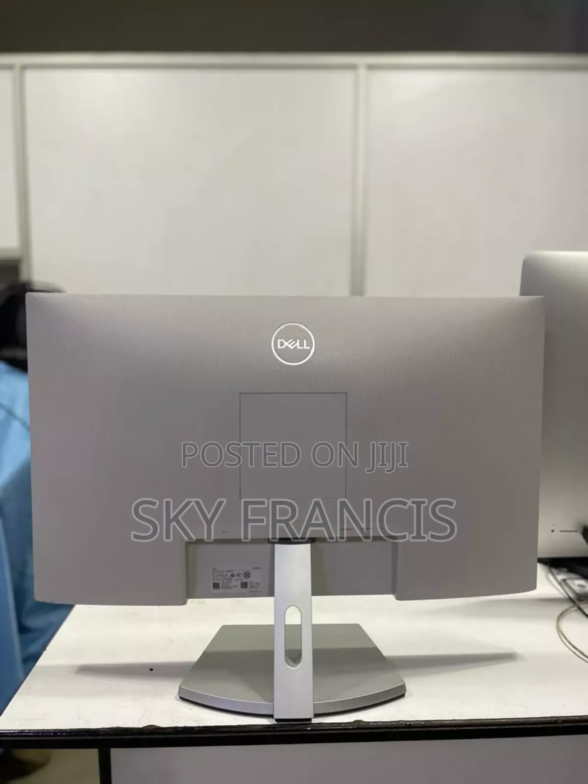 Dell Monitor Inch 27 Ips Flameless Clean Piece