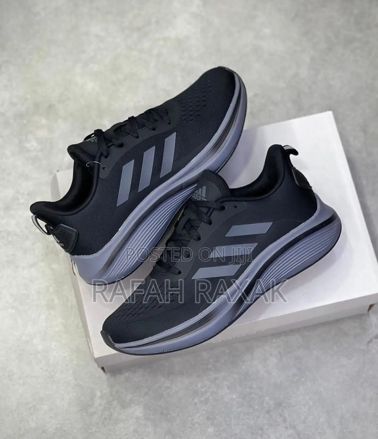 Original Adidas Response Boost Running Trainer Sneakers