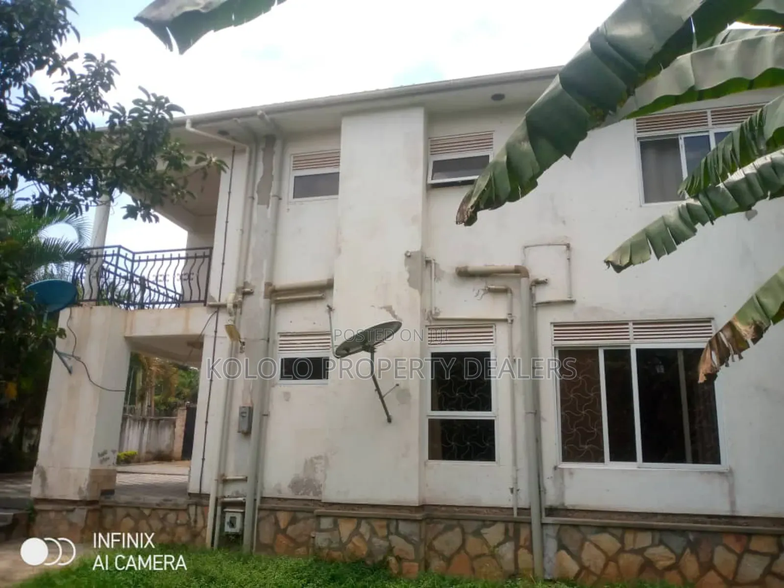 4bdrm Mansion in Bunga, Central Division for sale
