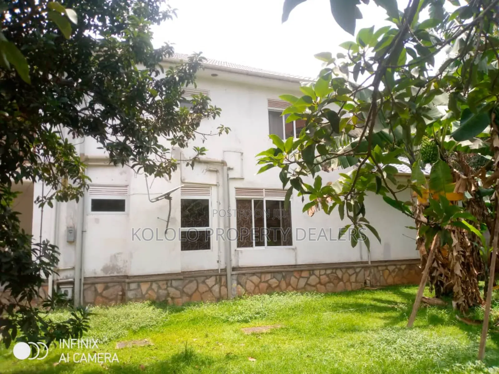 4bdrm Mansion in Bunga, Central Division for sale