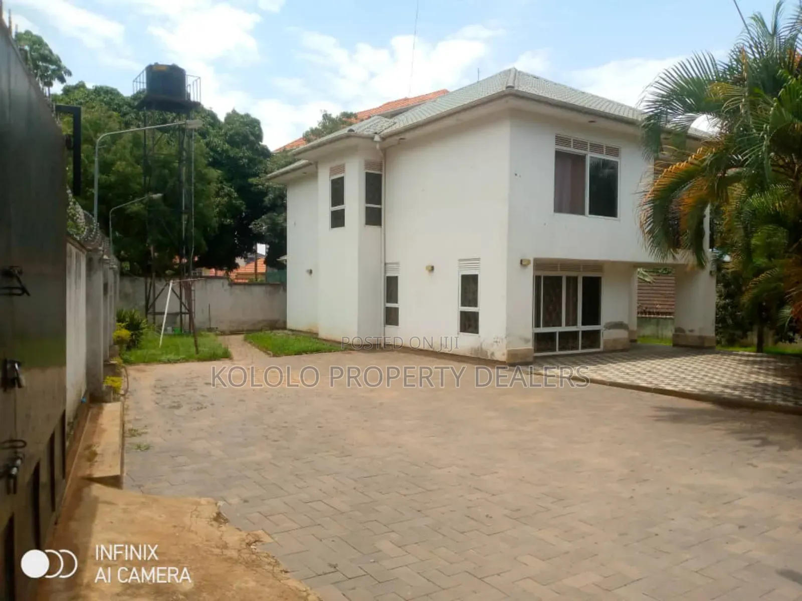4bdrm Mansion in Bunga, Central Division for sale