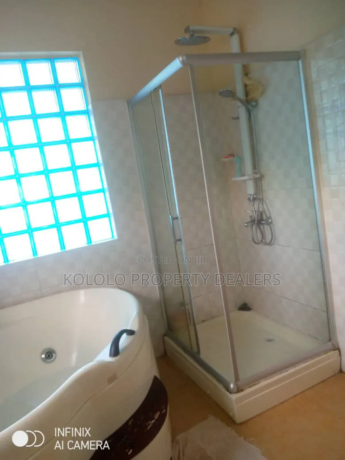 4bdrm Mansion in Bunga, Central Division for sale