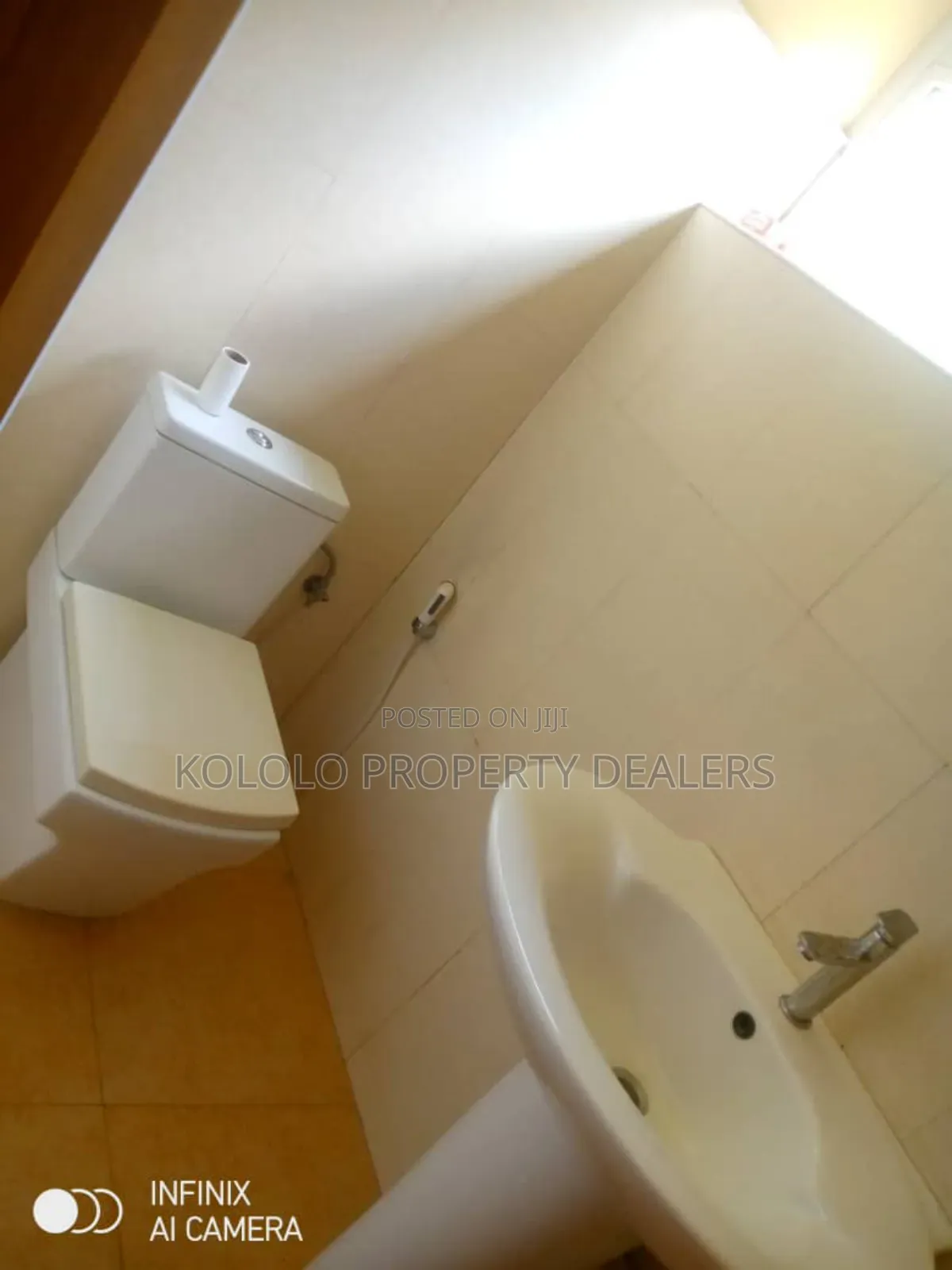 4bdrm Mansion in Bunga, Central Division for sale