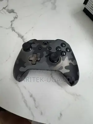 Snow White Xbox One S