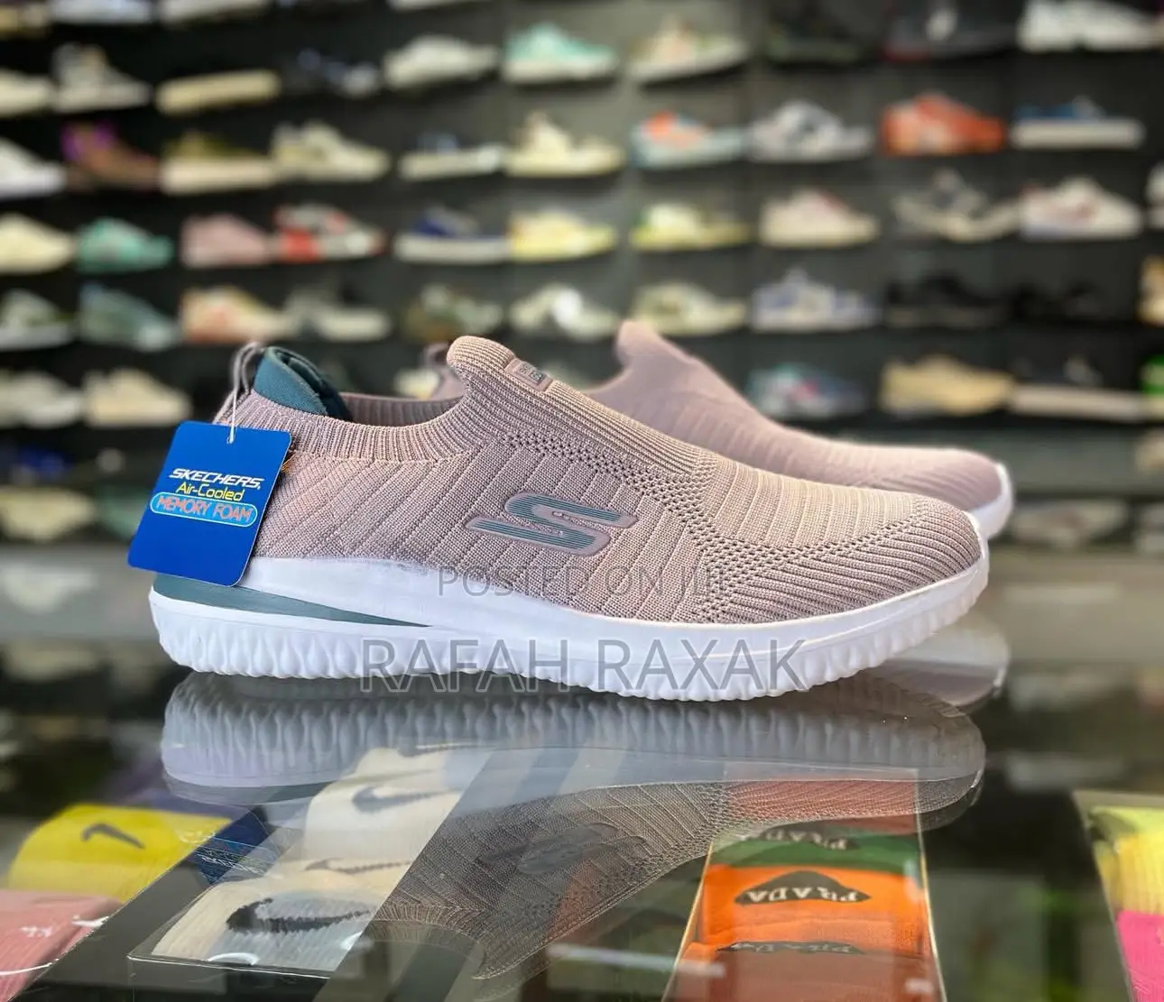 Original Unisex Skechers Gowalk Light Sneakers