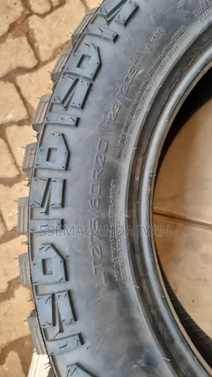 275/60r20 M/T